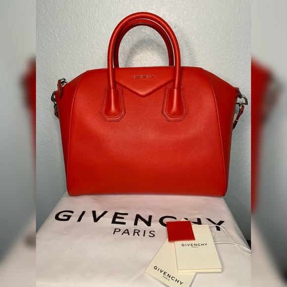 Givenchy Handbags - Givenchy Medium Antigona